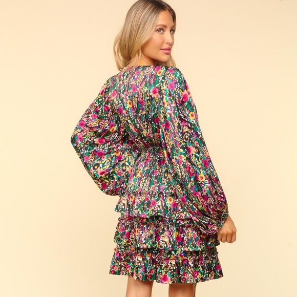 V-Neck Satin Floral Layered Dress - Picture 3 of 6